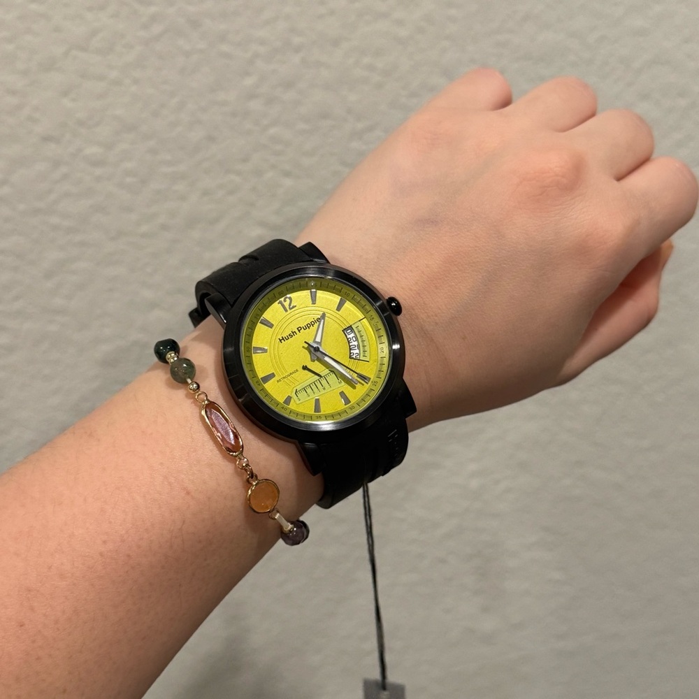 NIB HUSH PUPPIES LIME GREEN‎ DIAL BLACK SILICONE MEN’S WATCH - Picture 7 of 8
